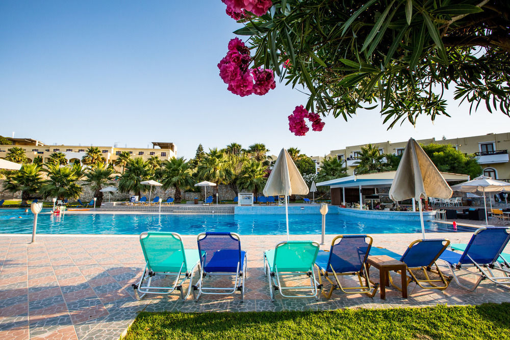 Langley Resort Almirida Bay Buitenkant foto